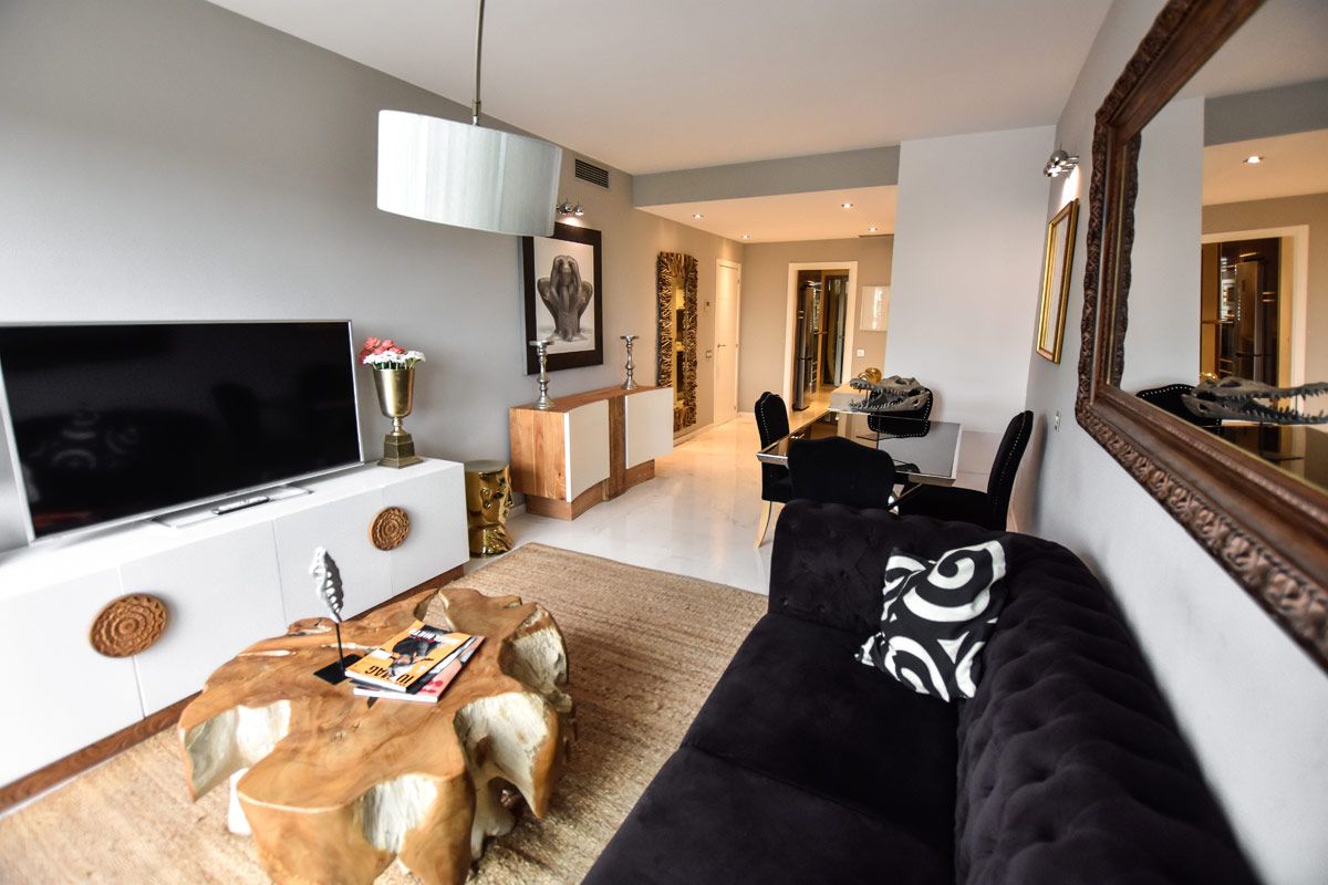 ROYAL BEACH PENTHOUSE 2.2